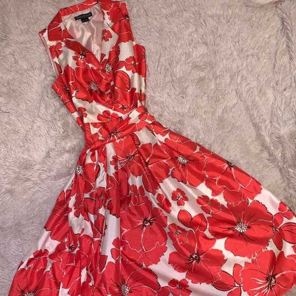 Jessica Howard Dresses & Skirts - Jessica Howard Size 10 Floral Dress